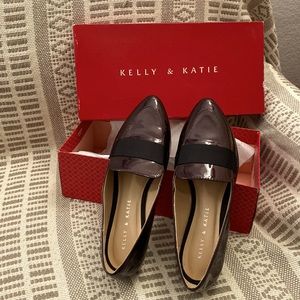 Brand-name Kelly and Katie size 7 root beer Brown